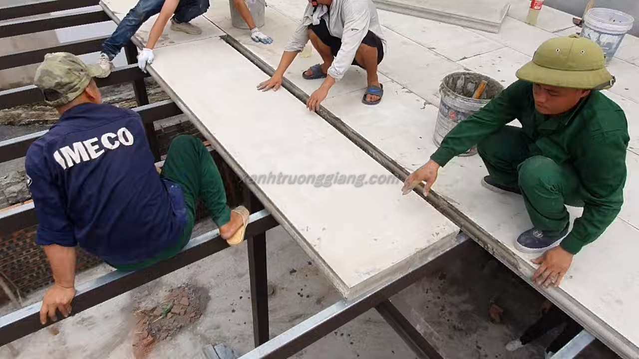 be tong nhe xanh truong giang 04